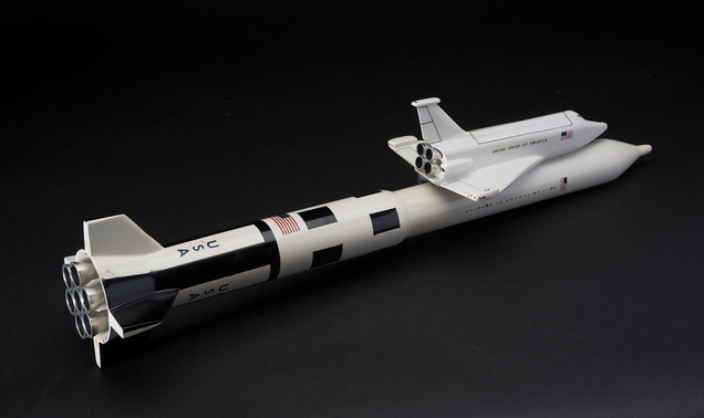 A model of a concept by North American Rockwell for a shuttle with an expendable booster (National Air and Space Museum)